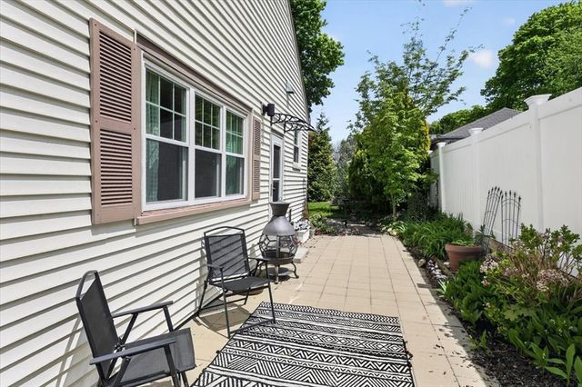 26 Coolidge Ave, Weymouth, MA 02188