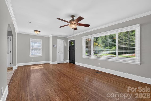 1323 Carolyn Drive, Charlotte, NC 28205