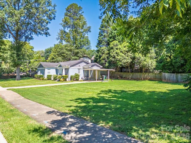 1323 Carolyn Drive, Charlotte, NC 28205