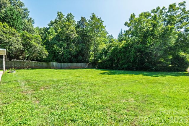 1323 Carolyn Drive, Charlotte, NC 28205