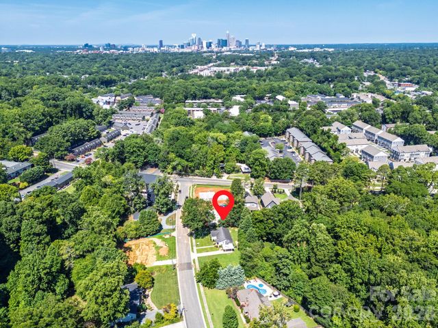 1323 Carolyn Drive, Charlotte, NC 28205