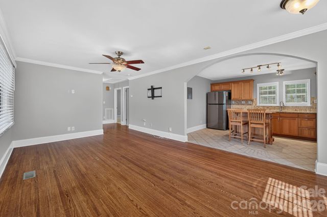 1323 Carolyn Drive, Charlotte, NC 28205