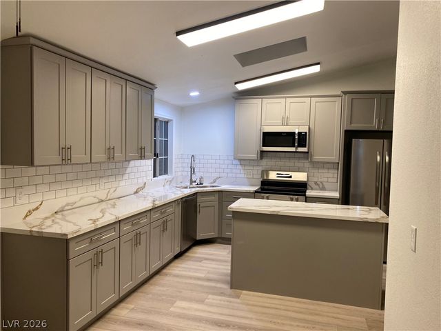 5220 Squaw Valley Road, Pahrump, NV 89048