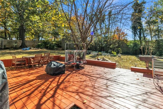 2363 Oakridge Court, Decatur, GA 30082