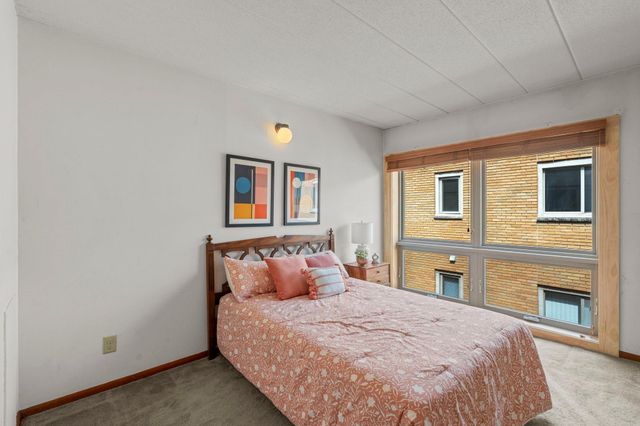 4236 Upton Avenue S 303, Minneapolis, MN 55410