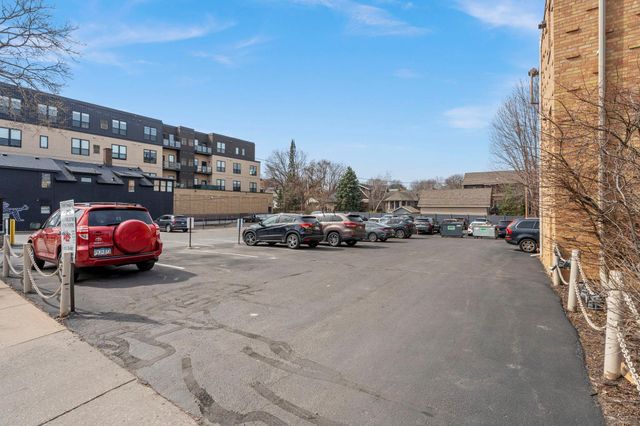 4236 Upton Avenue S 303, Minneapolis, MN 55410