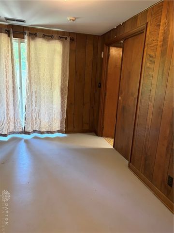 2101 Tullis Drive, Middletown, OH 45042