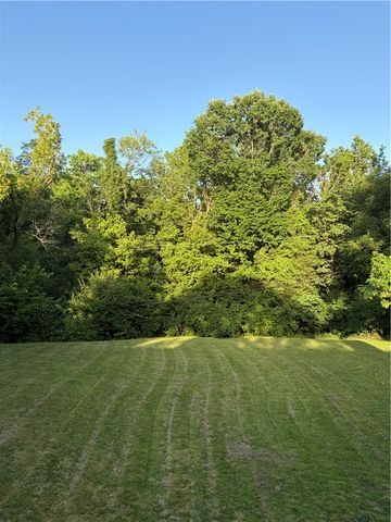 2101 Tullis Drive, Middletown, OH 45042