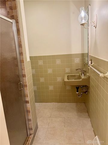 2101 Tullis Drive, Middletown, OH 45042