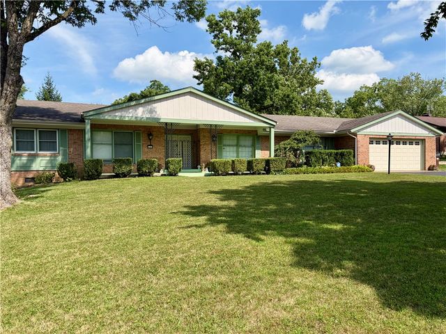 2101 Tullis Drive, Middletown, OH 45042