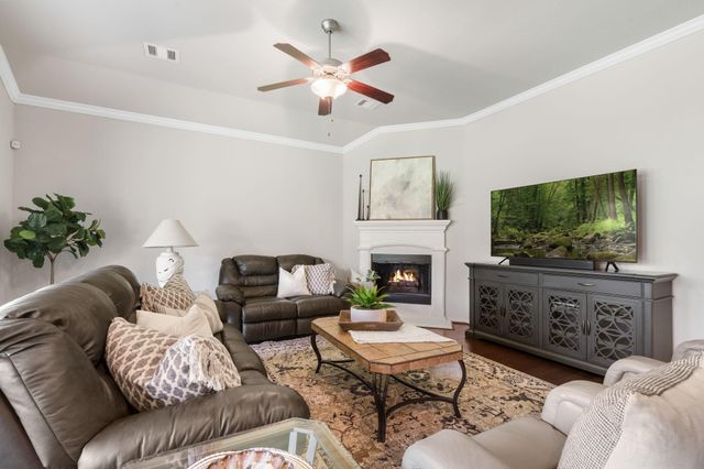 6023 Kittian Bay Court, Conroe, TX 77304