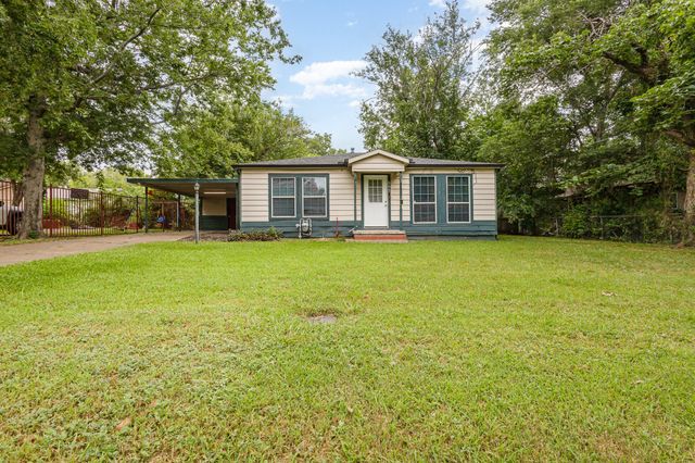 303 E South Street, Kaufman, TX 75142