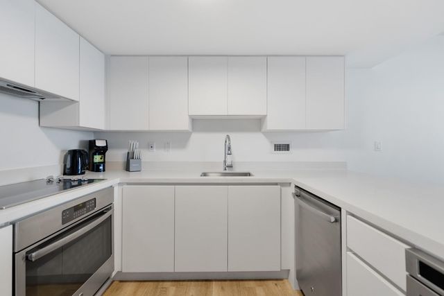 2301 Collins Avenue 838, Miami Beach, FL 33139