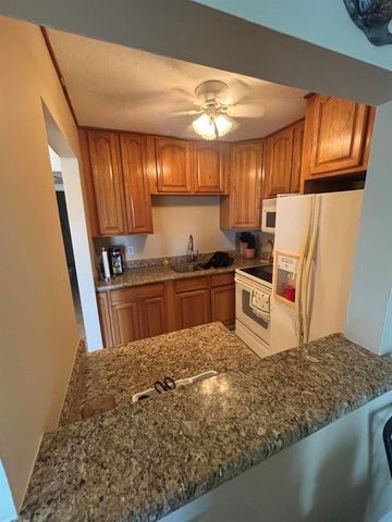 170 Horizons E 110, Boynton Beach, FL 33435