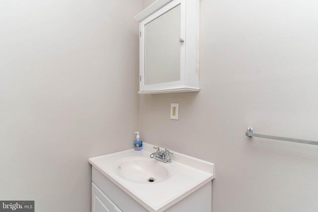 551 E 38TH ST, Baltimore, MD 21218