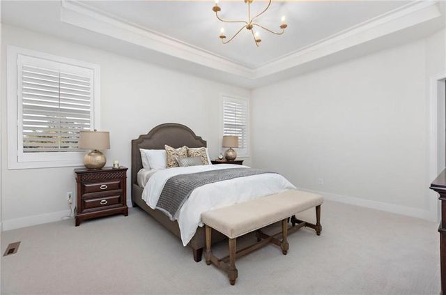 16763 S Twilight Lane, Olathe, KS 66062