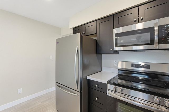 3743 W Acoma Drive, Phoenix, AZ 85053