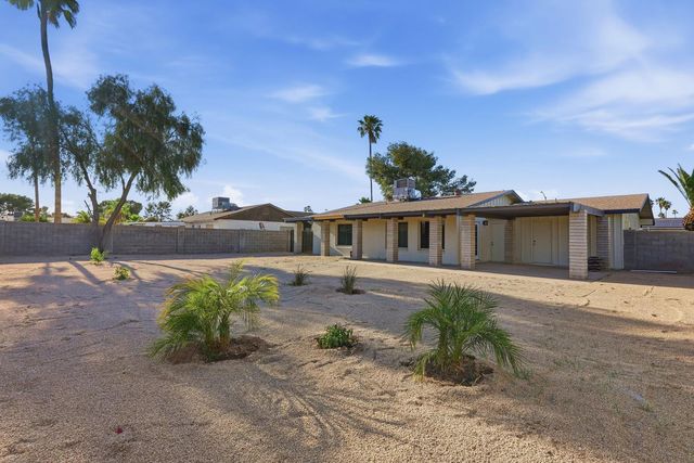 3743 W Acoma Drive, Phoenix, AZ 85053