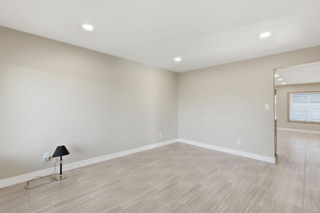 3743 W Acoma Drive, Phoenix, AZ 85053