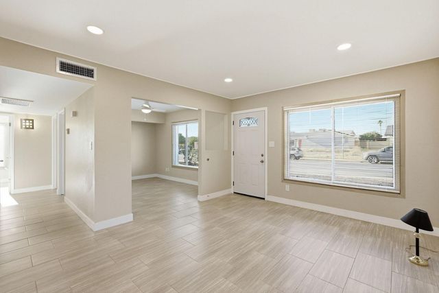 3743 W Acoma Drive, Phoenix, AZ 85053