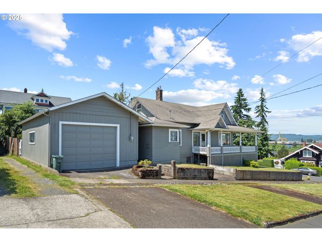 406 W C St, Rainier, OR 97048