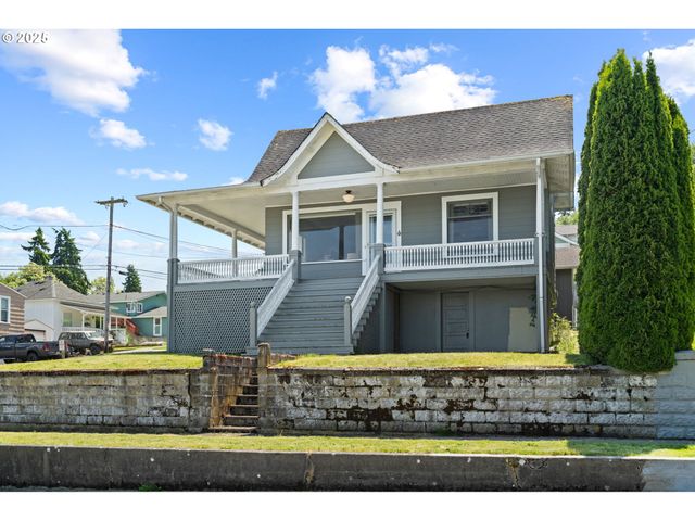 406 W C St, Rainier, OR 97048