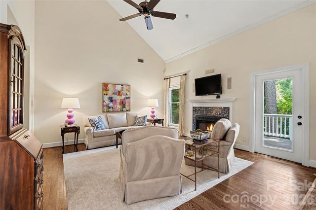 6419 Scarlet Oak Lane, Charlotte, NC 28226