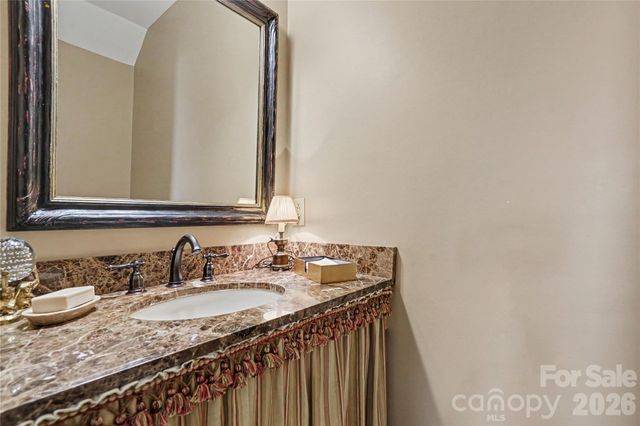 6419 Scarlet Oak Lane, Charlotte, NC 28226