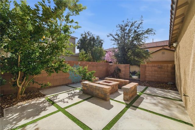 3217 Mist Effect Avenue, Henderson, NV 89044