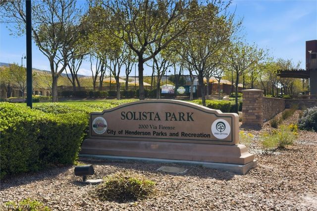 3217 Mist Effect Avenue, Henderson, NV 89044