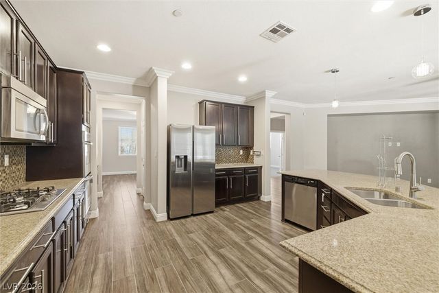 3217 Mist Effect Avenue, Henderson, NV 89044