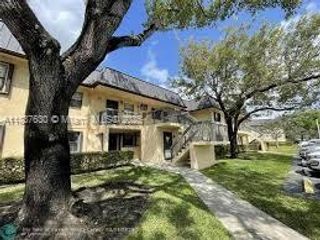 9317 NW 1st Ct 105, Pembroke Pines, FL 33024