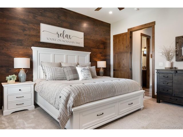 174 Hay Meadow Dr, Fraser, CO 80442