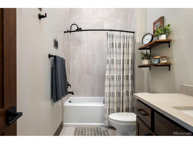 174 Hay Meadow Dr, Fraser, CO 80442