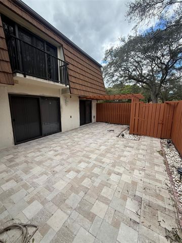 9138 SW 23rd Street B, Davie, FL 33324