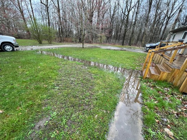 15900 Sandburg Street, Romulus, MI 48174