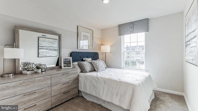 28 BAYBREEZE DR, Waretown, NJ 08758