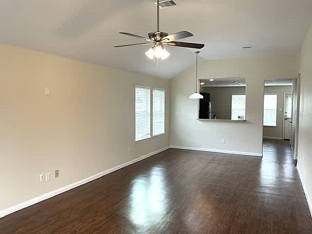 1123 S Teal Estates Circle, Fresno, TX 77545