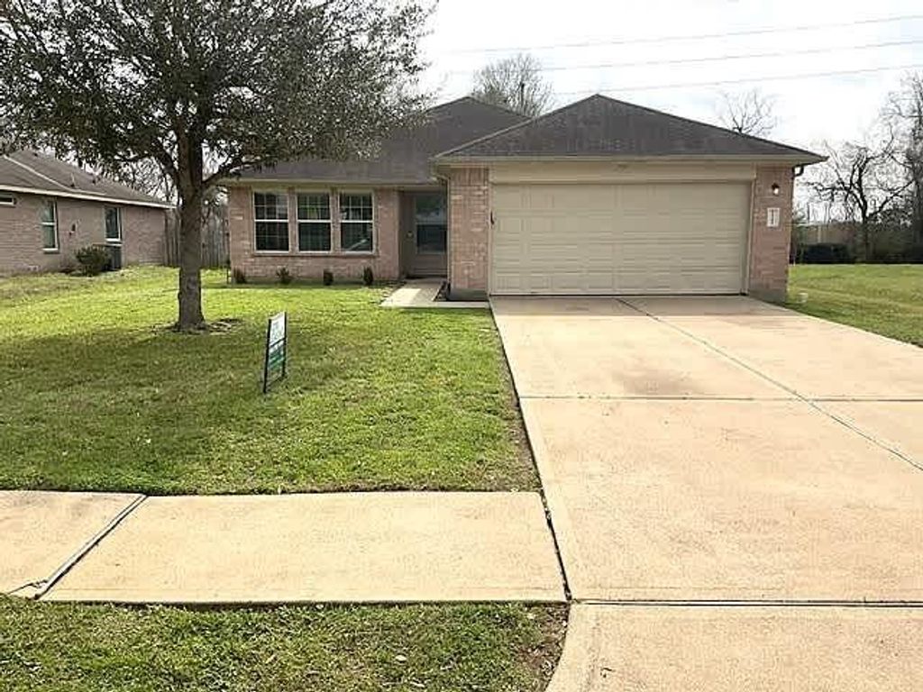 1123 S Teal Estates Circle, Fresno, TX 77545
