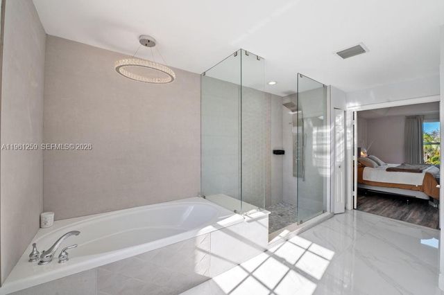 3846 W Gardenia Ave, Weston, FL 33332