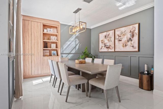 3846 W Gardenia Ave, Weston, FL 33332