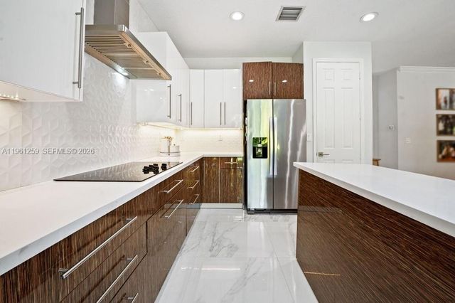 3846 W Gardenia Ave, Weston, FL 33332