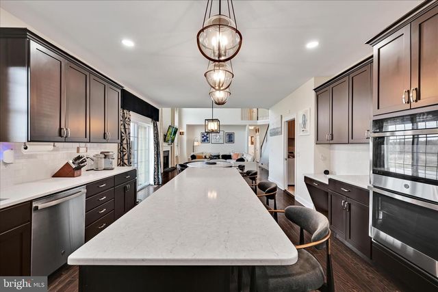 43 SADDLE LN, Easton, PA 18045