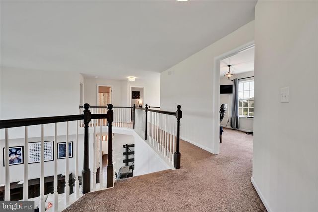 43 SADDLE LN, Easton, PA 18045