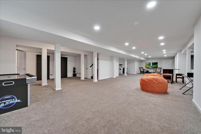 43 SADDLE LN, Easton, PA 18045