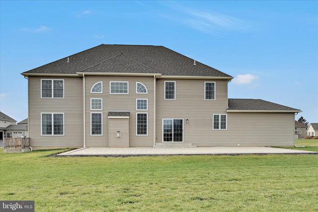 43 SADDLE LN, Easton, PA 18045