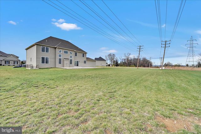 43 SADDLE LN, Easton, PA 18045