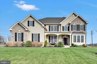 43 SADDLE LN, Easton, PA 18045