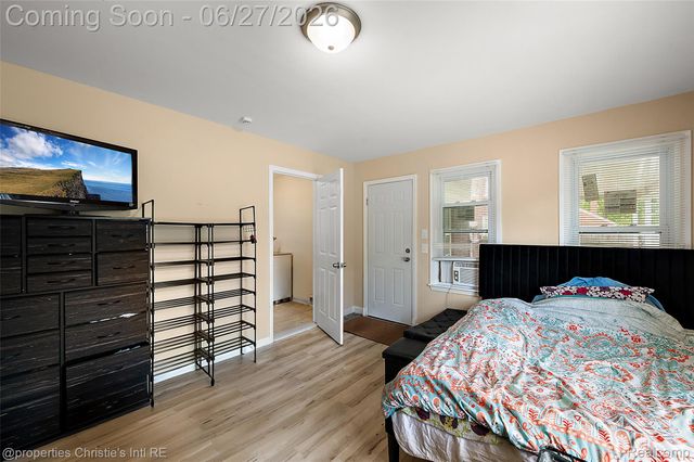 15654 Juliana Avenue, Eastpointe, MI 48021