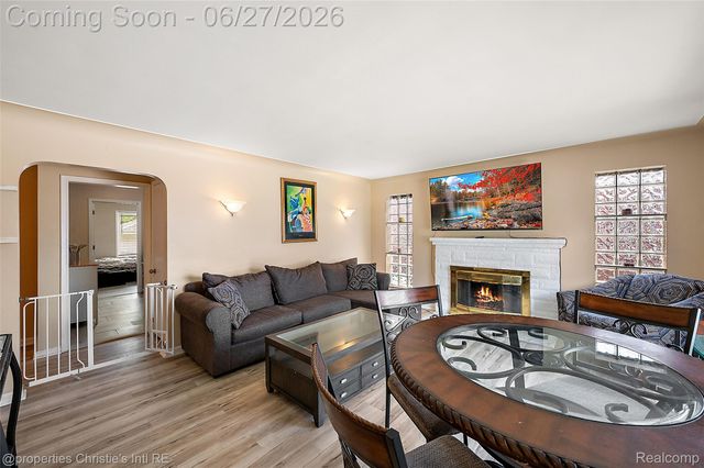 15654 Juliana Avenue, Eastpointe, MI 48021